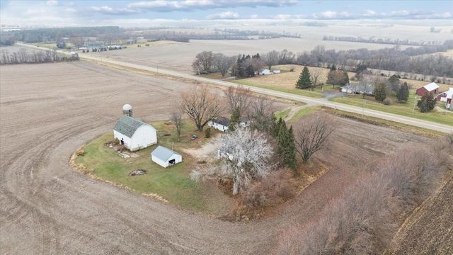 6337 & 6343 W Highway 11, Janesville, WI 53548