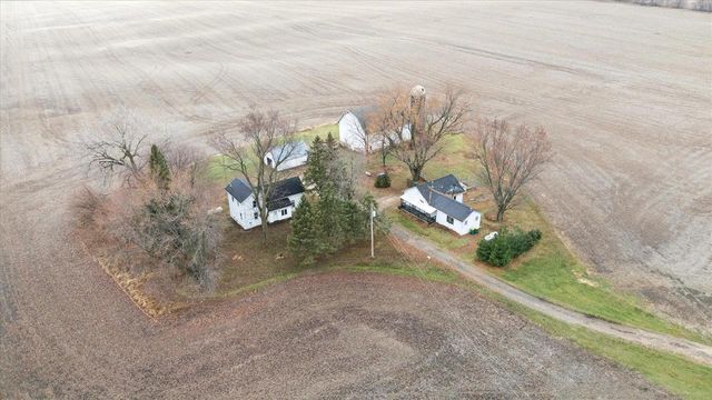 6337 & 6343 W Highway 11, Janesville, WI 53548