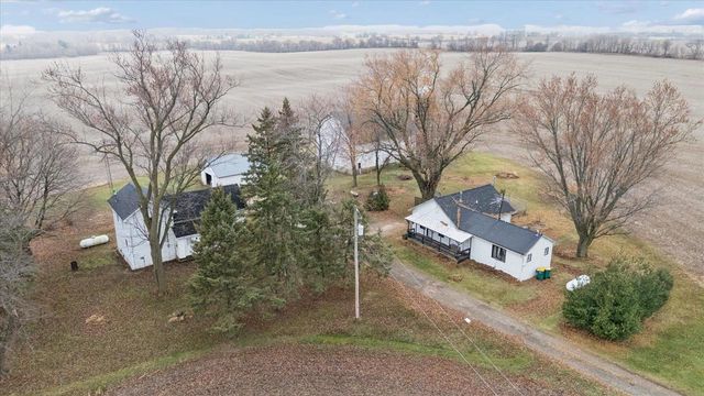 6337 & 6343 W Highway 11, Janesville, WI 53548