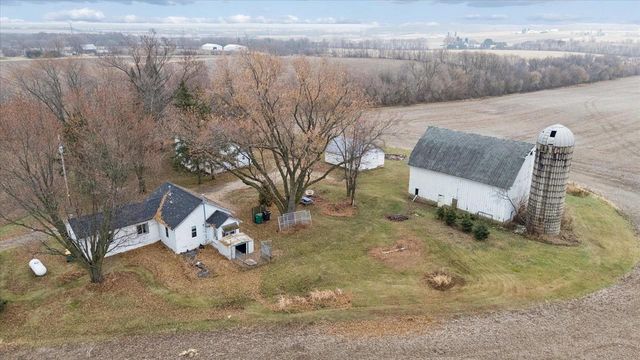 6337 & 6343 W Highway 11, Janesville, WI 53548