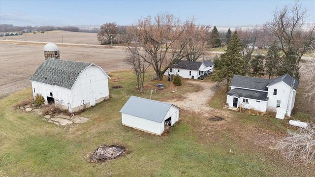 6337 & 6343 W Highway 11, Janesville, WI 53548