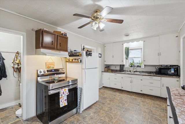 6337 & 6343 W Highway 11, Janesville, WI 53548