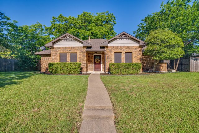 2505 Amy Avenue, Rowlett, TX 75088