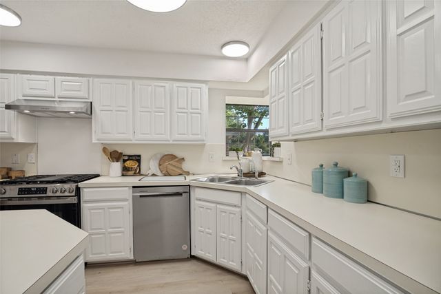 2505 Amy Avenue, Rowlett, TX 75088