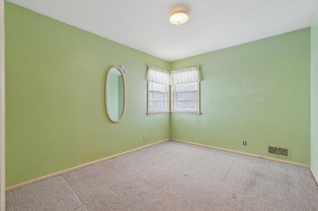 1515 Viking Drive E, Maplewood, MN 55109