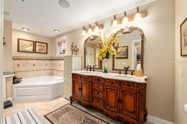 5015 SW 91 TERRACE, Gainesville, FL 32608