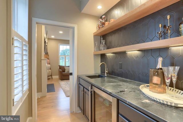 1017 SLOAN ST, Lititz, PA 17543