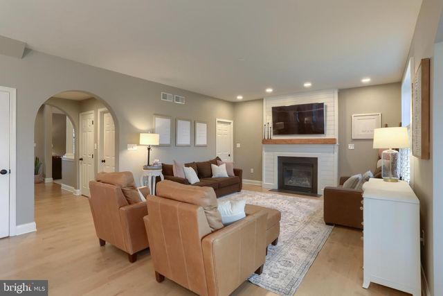 1017 SLOAN ST, Lititz, PA 17543