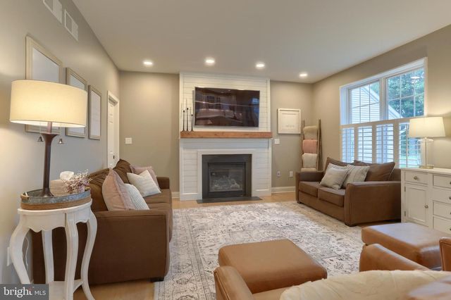 1017 SLOAN ST, Lititz, PA 17543