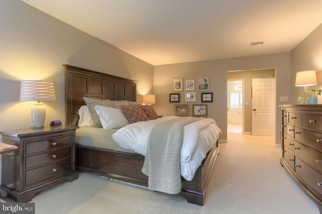 1017 SLOAN ST, Lititz, PA 17543