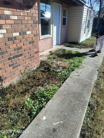 214 Ebony Drive, Opelousas, LA 70570