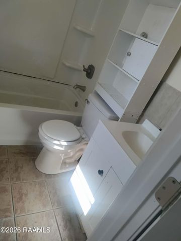 214 Ebony Drive, Opelousas, LA 70570