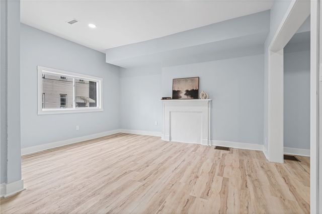1150 Goettman Street, Troy Hill, PA 15212