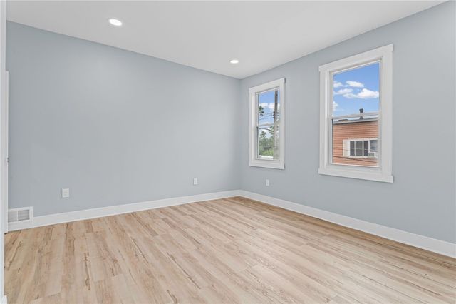 1150 Goettman Street, Troy Hill, PA 15212