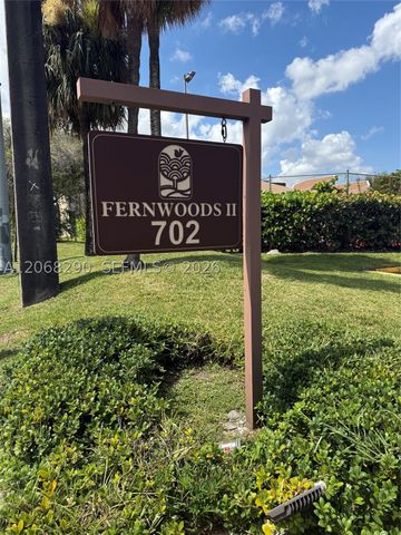 702 NW 87th Ave 213, Miami, FL 33172