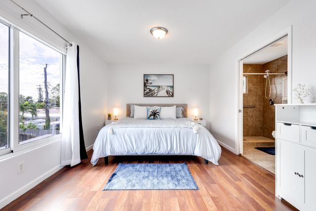 242 SW 9th Street, Pompano Beach, FL 33060