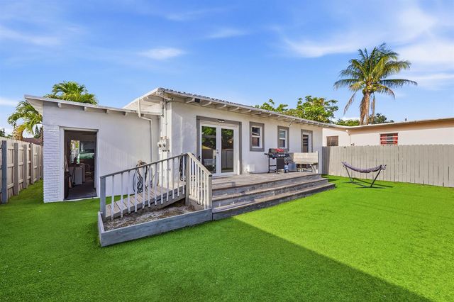516 SW 15th Street 1-1, Fort Lauderdale, FL 33315
