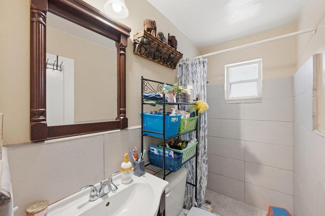 516 SW 15th Street 1-1, Fort Lauderdale, FL 33315