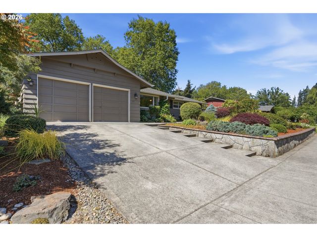 11850 Sw FOOTHILL Dr, Portland, OR 97225