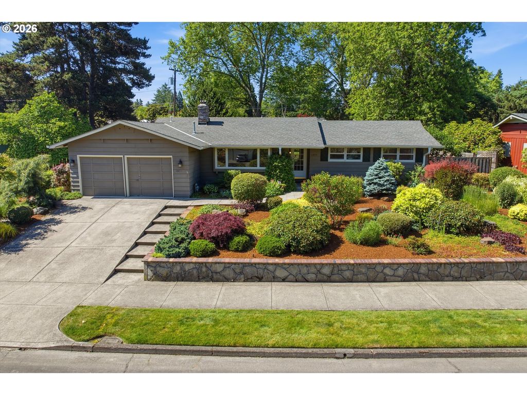 11850 Sw FOOTHILL Dr, Portland, OR 97225