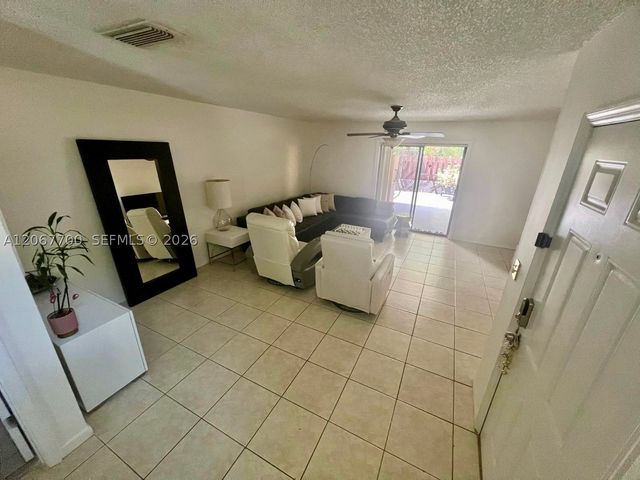 1133 NE 210th Ter, Miami, FL 33179