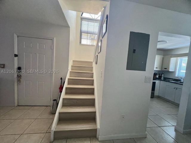1133 NE 210th Ter, Miami, FL 33179