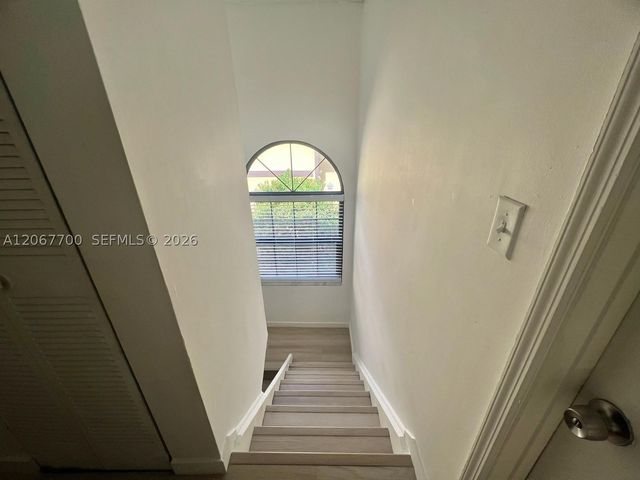 1133 NE 210th Ter, Miami, FL 33179