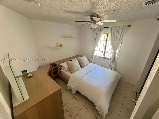 1133 NE 210th Ter, Miami, FL 33179