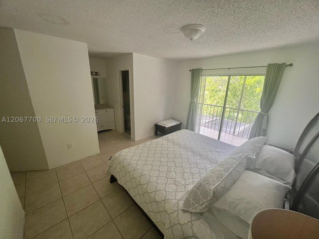 1133 NE 210th Ter, Miami, FL 33179