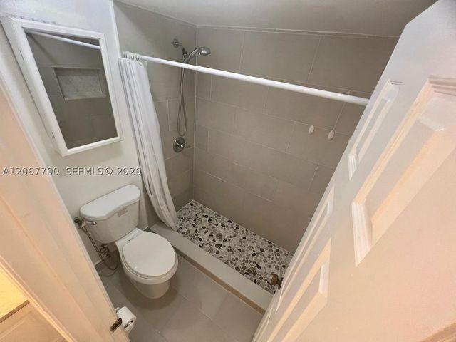 1133 NE 210th Ter, Miami, FL 33179