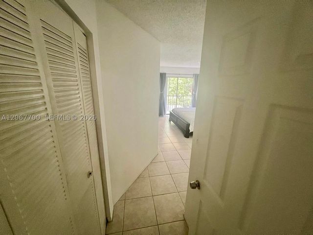 1133 NE 210th Ter, Miami, FL 33179