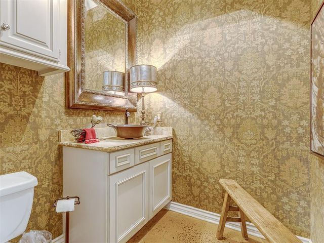 14808 Maplelake Drive, Edmond, OK 73013