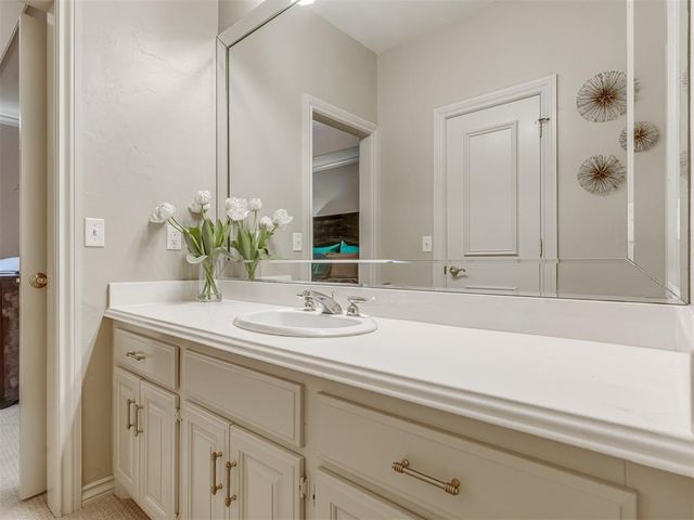 14808 Maplelake Drive, Edmond, OK 73013