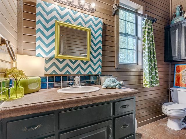 14808 Maplelake Drive, Edmond, OK 73013