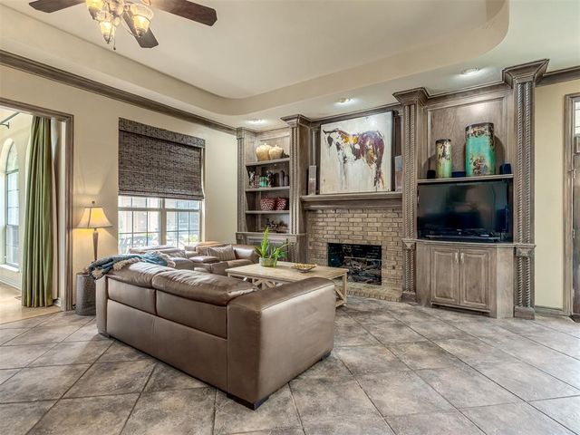 14808 Maplelake Drive, Edmond, OK 73013