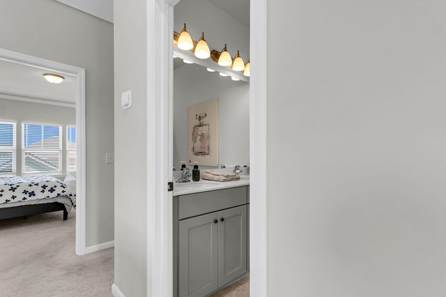 608 Blueway Avenue, Summerville, SC 29486