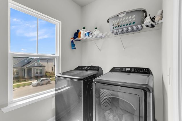 608 Blueway Avenue, Summerville, SC 29486