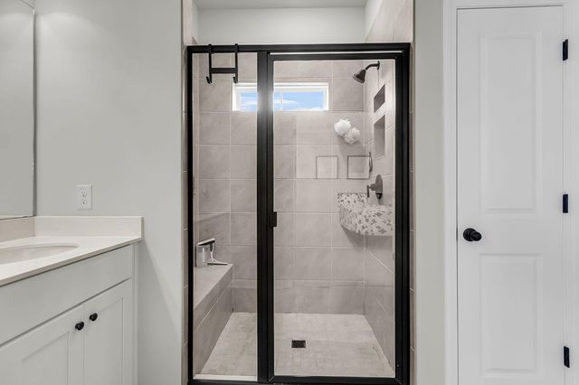 608 Blueway Avenue, Summerville, SC 29486