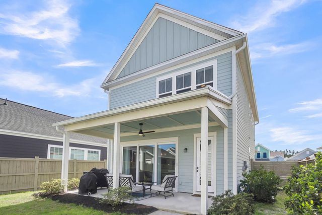 608 Blueway Avenue, Summerville, SC 29486