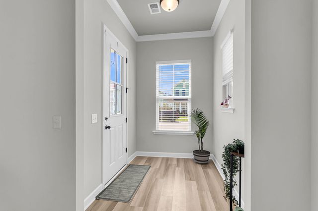 608 Blueway Avenue, Summerville, SC 29486