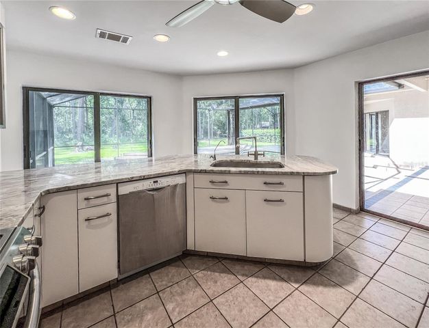 9020 SHENANDOAH RUN, Wesley Chapel, FL 33544