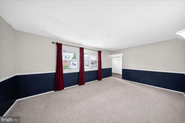 38 STALLION DR, Newark, DE 19713