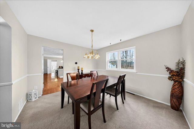 38 STALLION DR, Newark, DE 19713