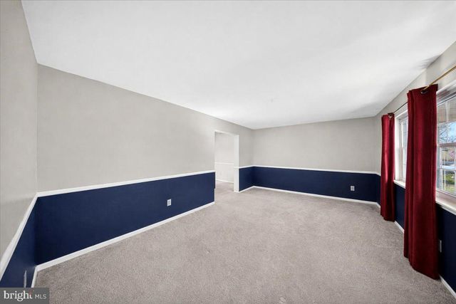 38 STALLION DR, Newark, DE 19713