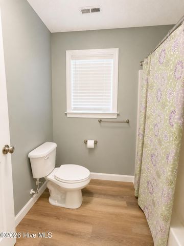 327 Johnson Lane, Winterville, NC 28590