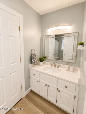 327 Johnson Lane, Winterville, NC 28590
