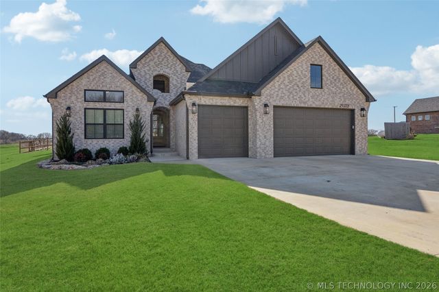 29322 E 106th Street S, Coweta, OK 74429