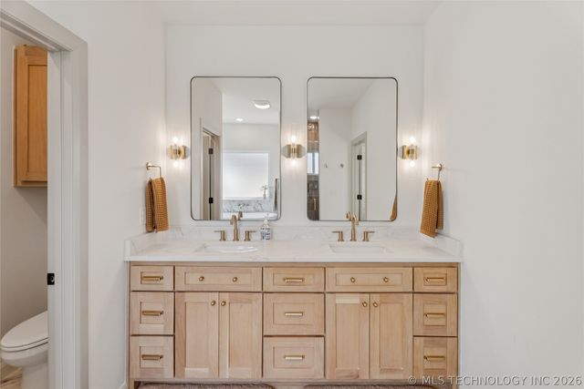 29322 E 106th Street S, Coweta, OK 74429