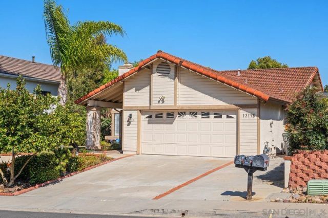13175 Entreken Avenue, San Diego, CA 92129