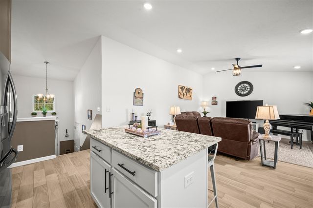 540 N Cygnet Lake Drive, Benton Harbor, MI 49022